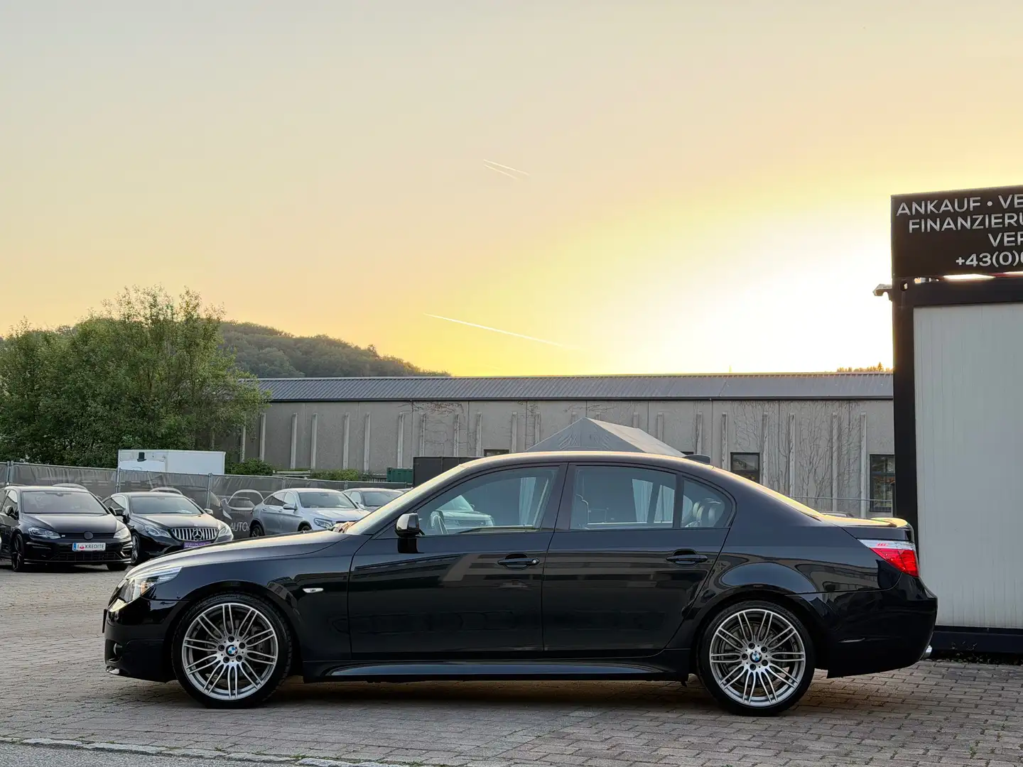 BMW 530 d E60 Edition M-Sportpaket Aut. Finanzierung Schwarz - 2
