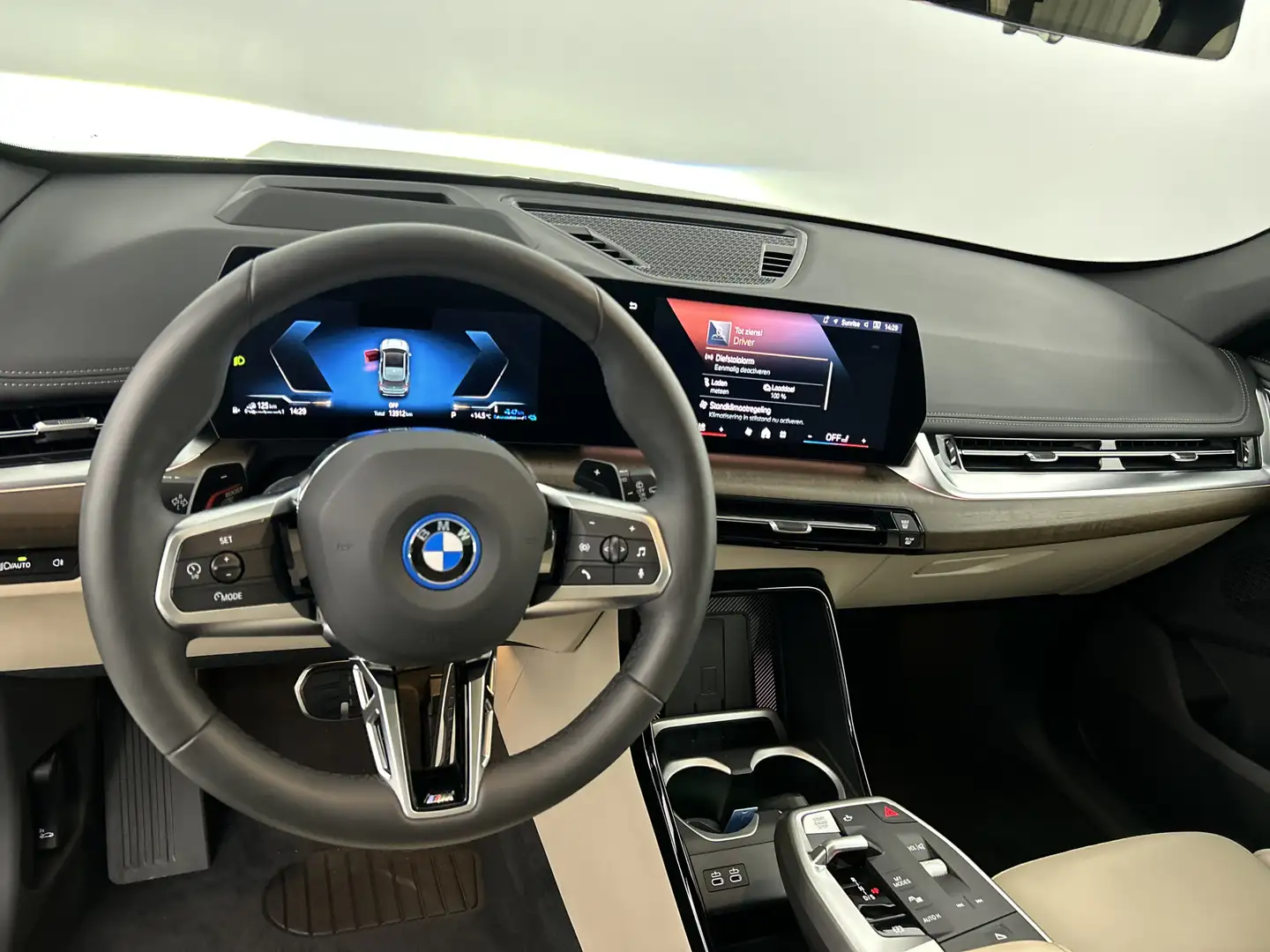 BMW X1 xDrive30e M-Sport/Pano/20"/Head-Up/BTW/Trekhaak Vert - 2