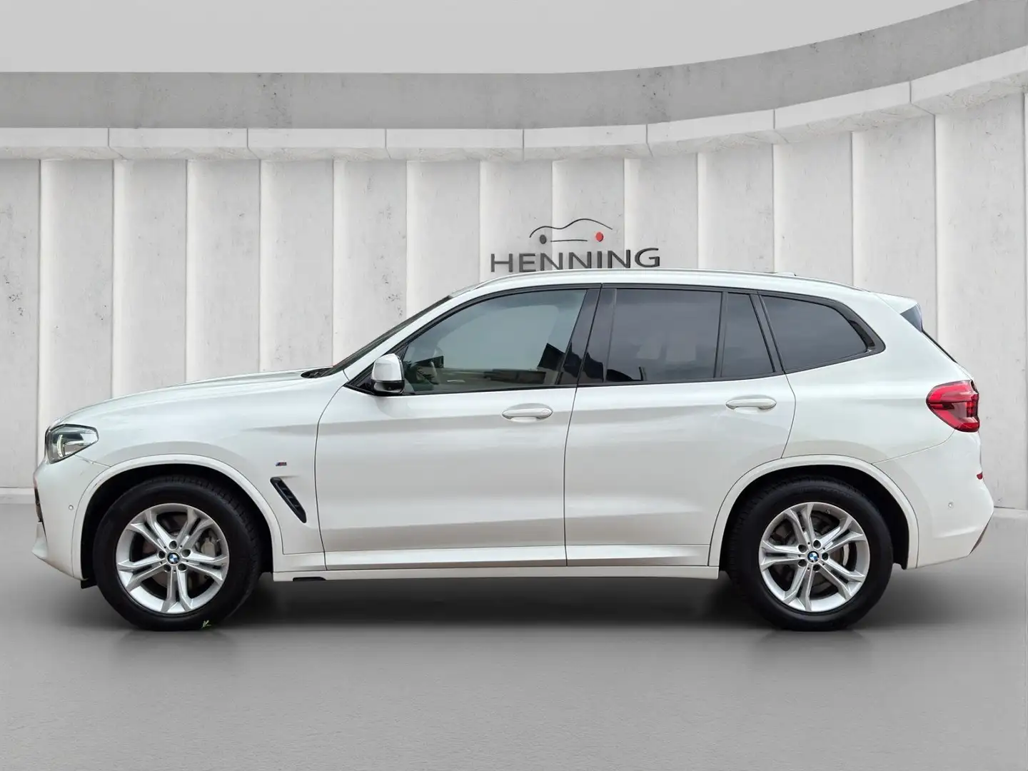 BMW X3 3.0d xDrive M-Sport Panorama HUD AHK Kamera Weiß - 2