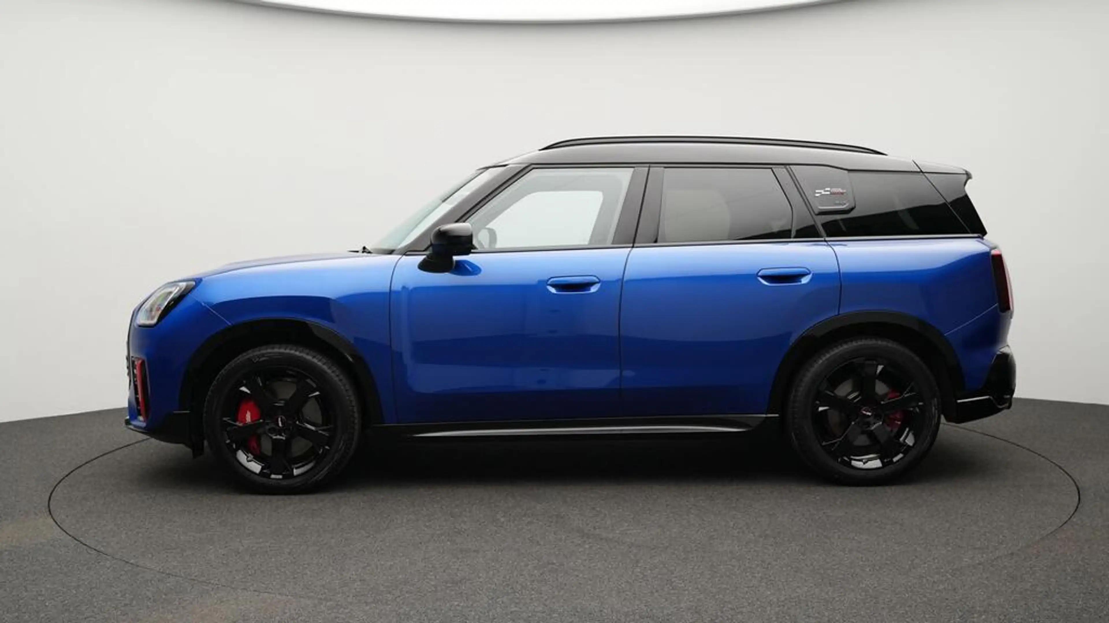 MINI JCW Countryman All4 John Cooper Works Trim — photo 3