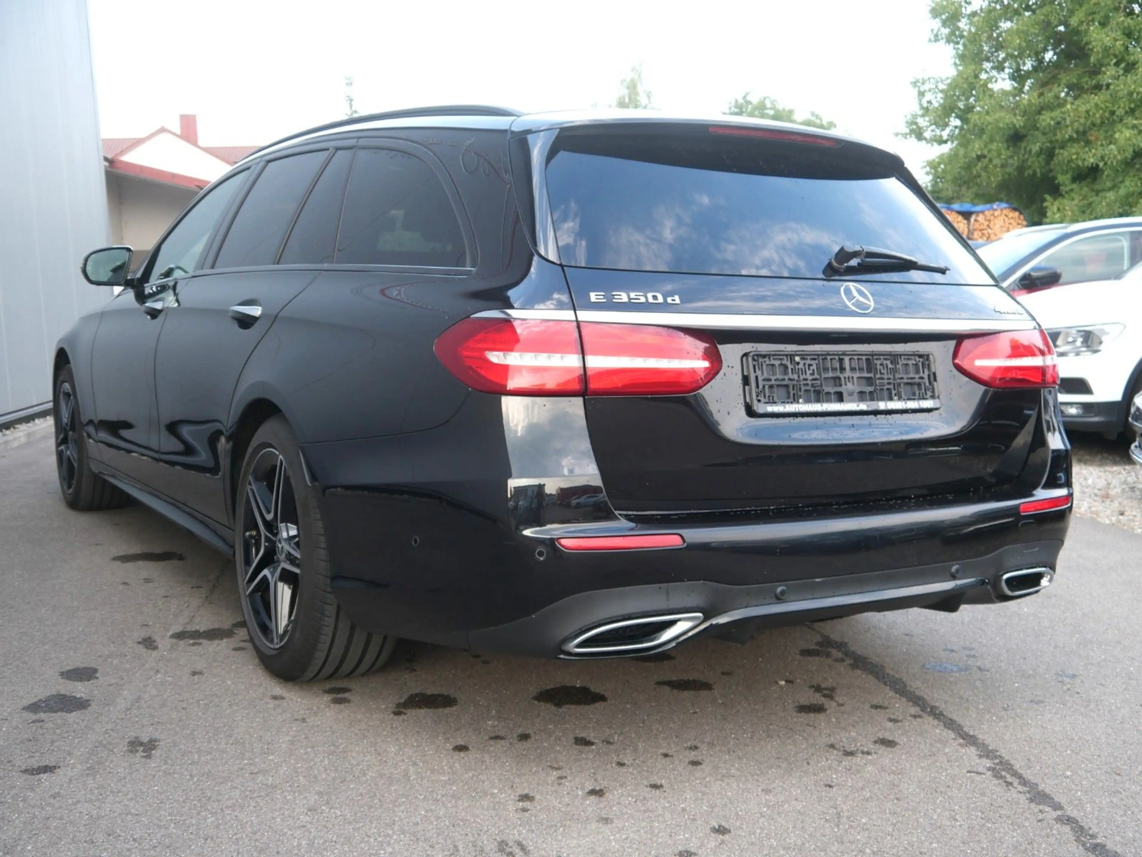 Mercedes-Benz E 350 d T 4Matic AMG-Line DISTR/PANO/BURM/AHK/360 — photo 4