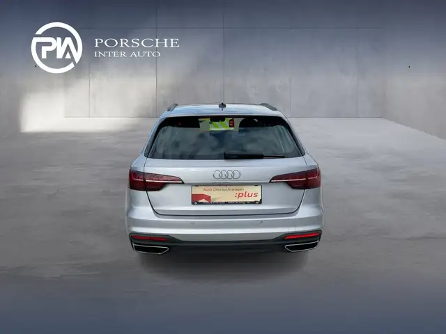 Audi A4 view 5