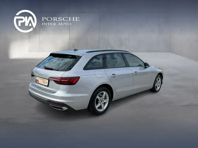 Audi A4 view 6