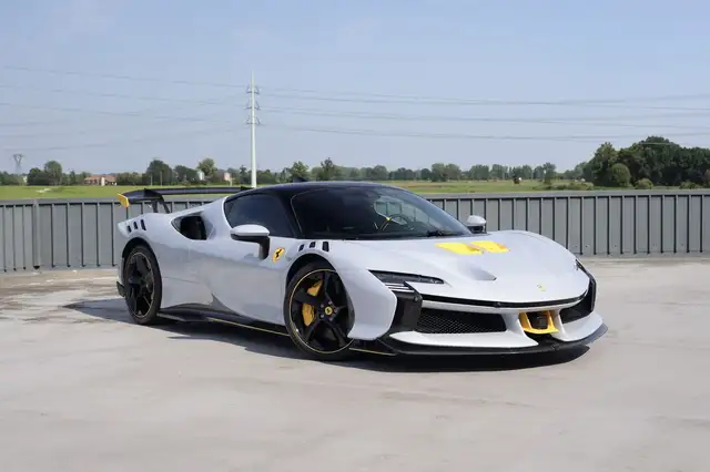Ferrari SF90 Stradale