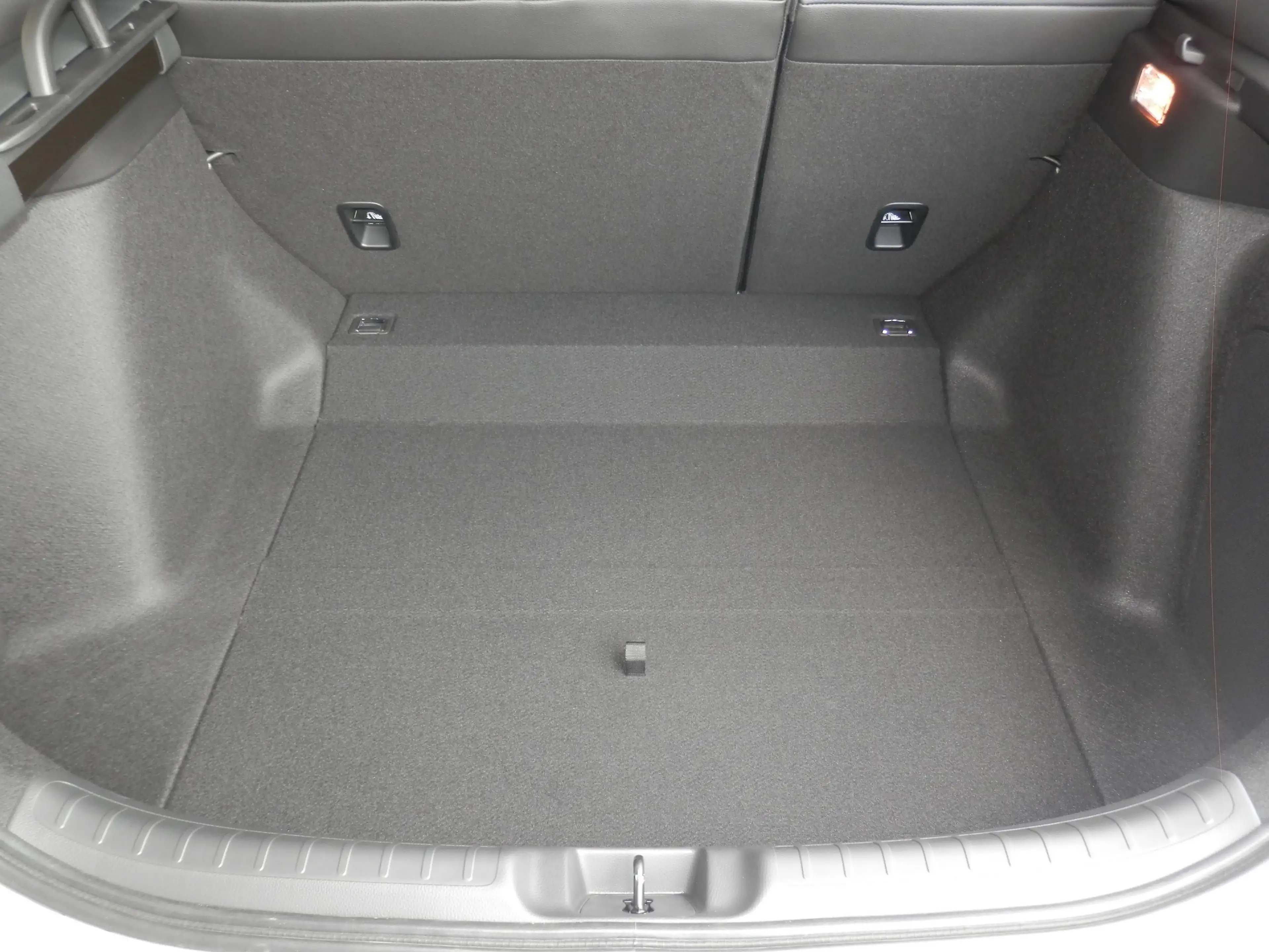 Honda Civic 2.0 i-MMD Hybrid Advance e-CVT Aut. — photo 12