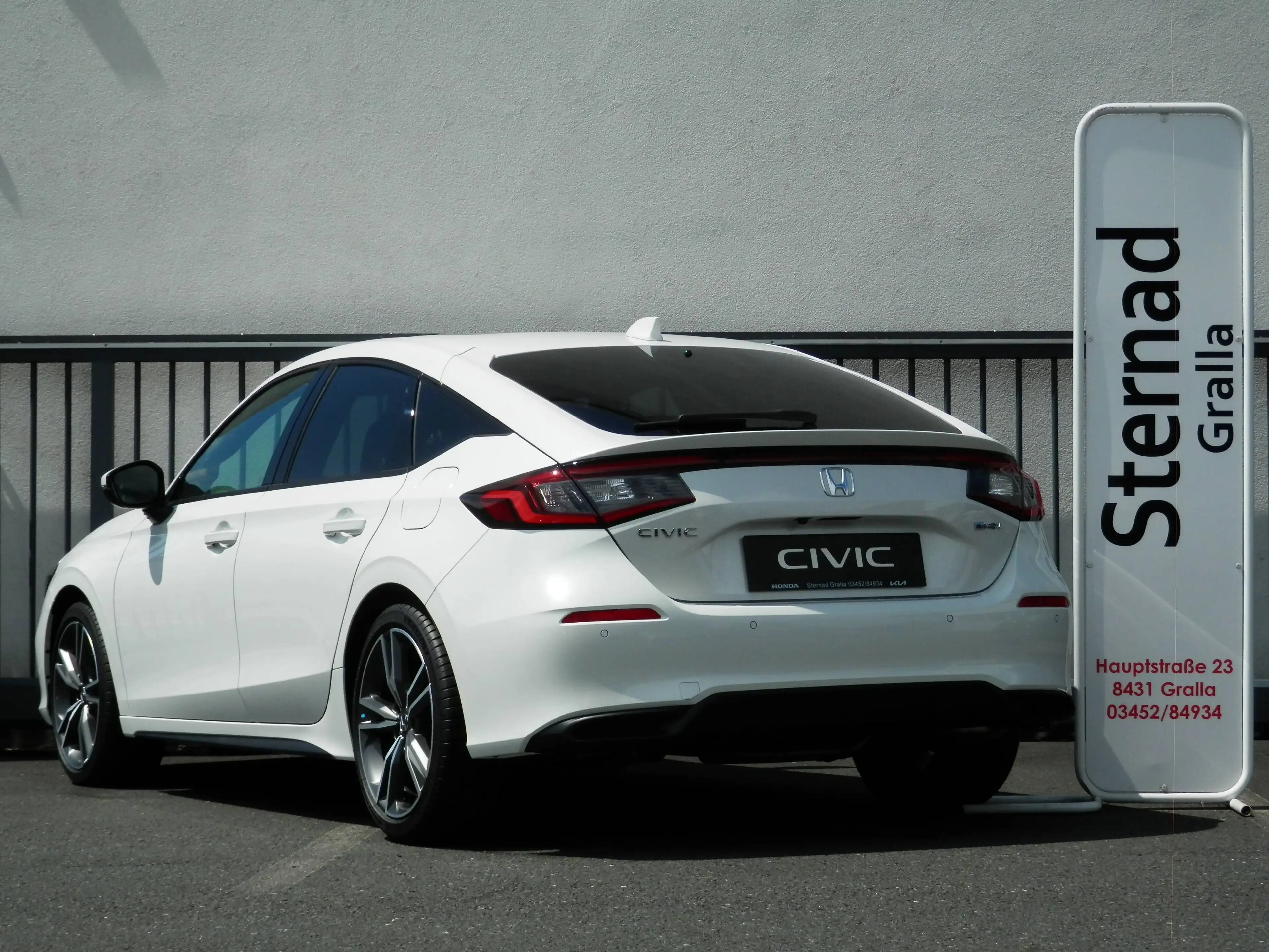 Honda Civic 2.0 i-MMD Hybrid Advance e-CVT Aut. — photo 6