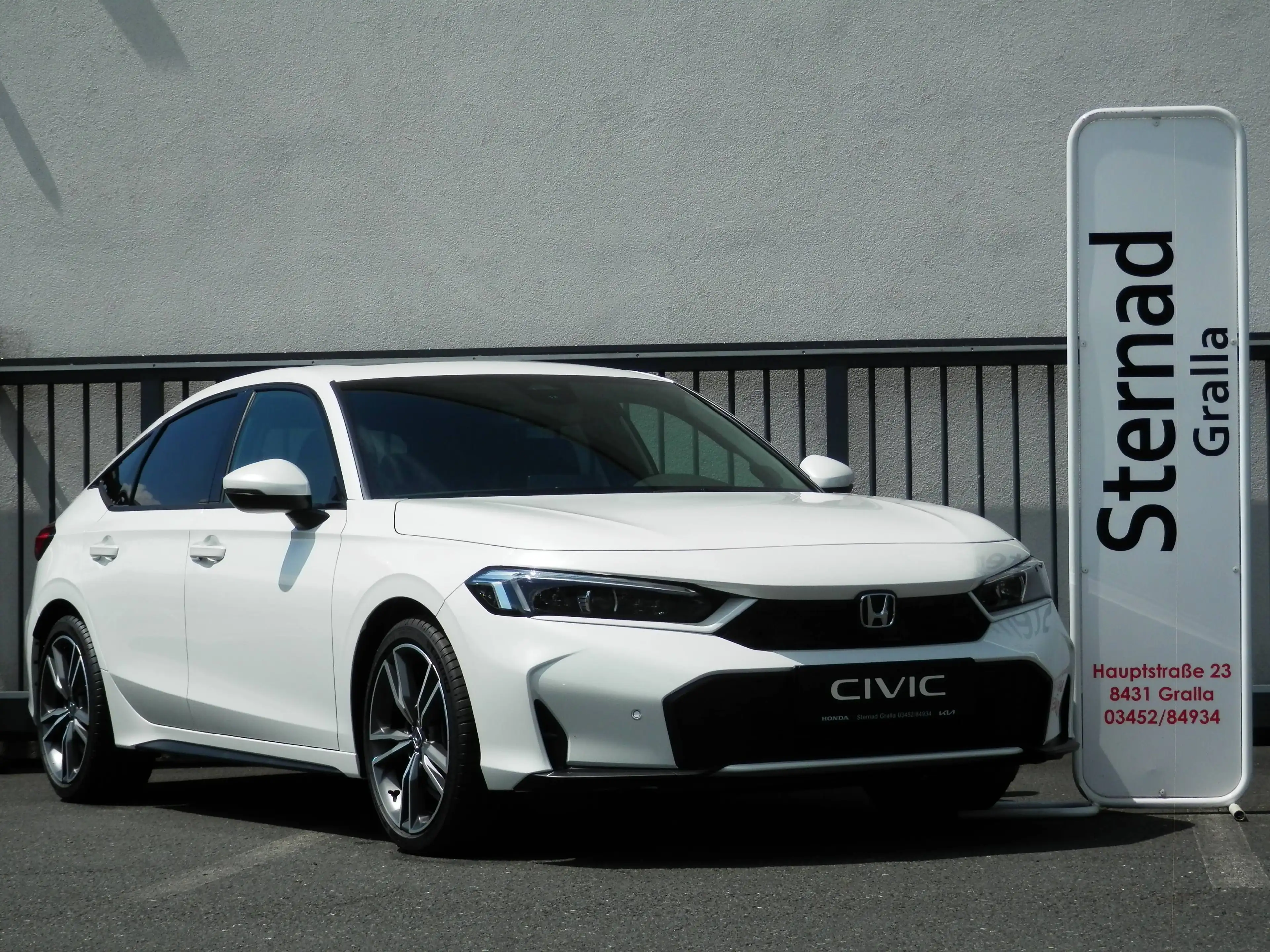 Honda Civic 2.0 i-MMD Hybrid Advance e-CVT Aut. — photo 3