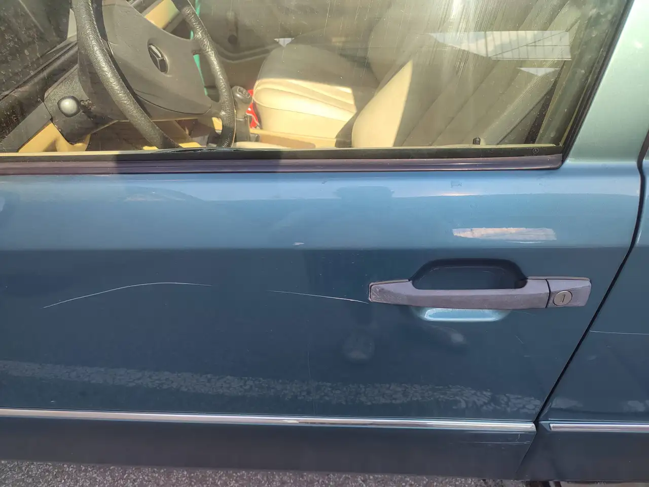 Mercedes-Benz 260 w 124, foto 11