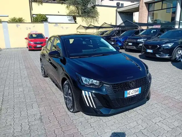 Peugeot 208 view 7