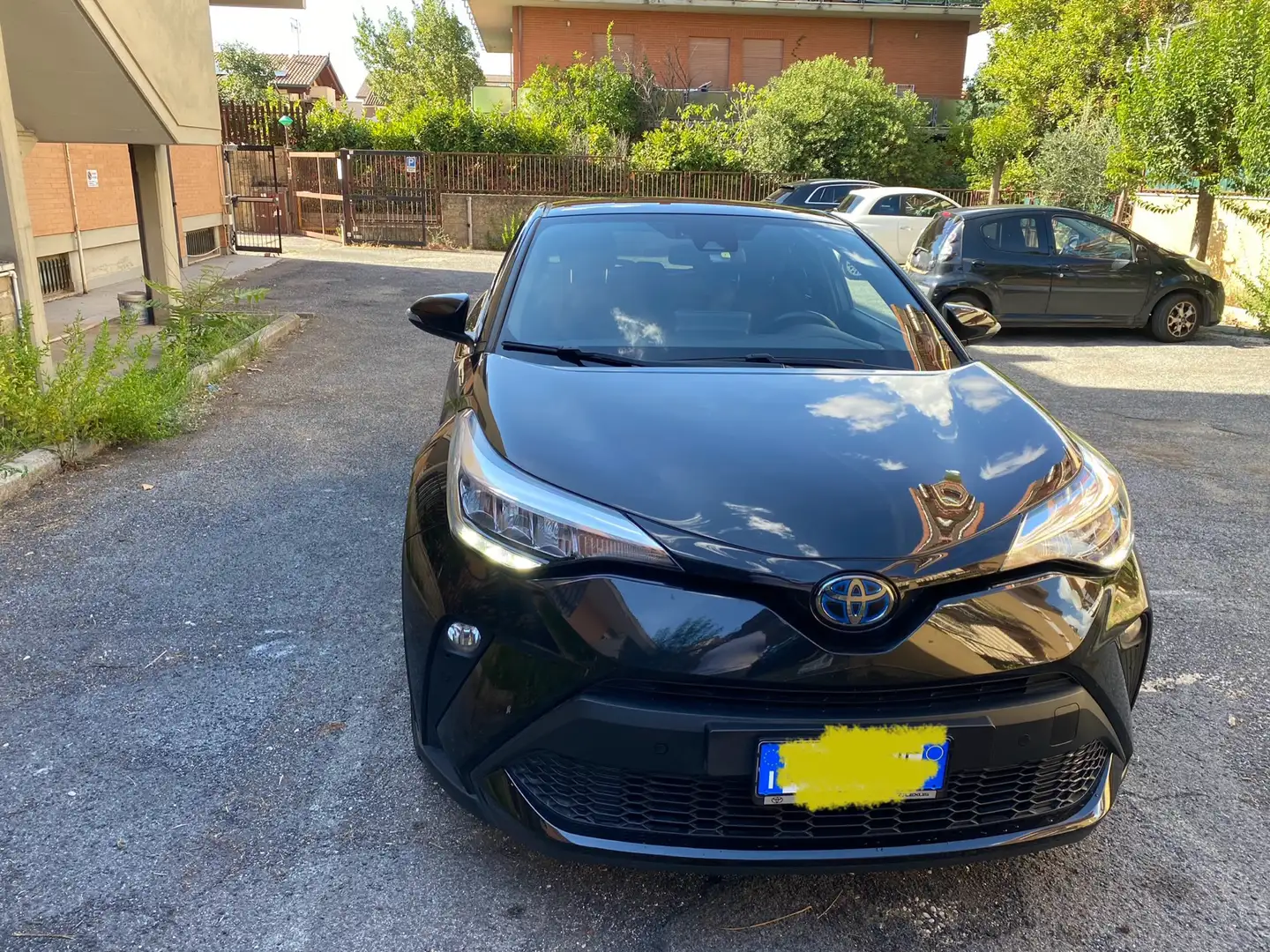 Toyota C-HR 1.8h Trend e-cvt Nero - 2