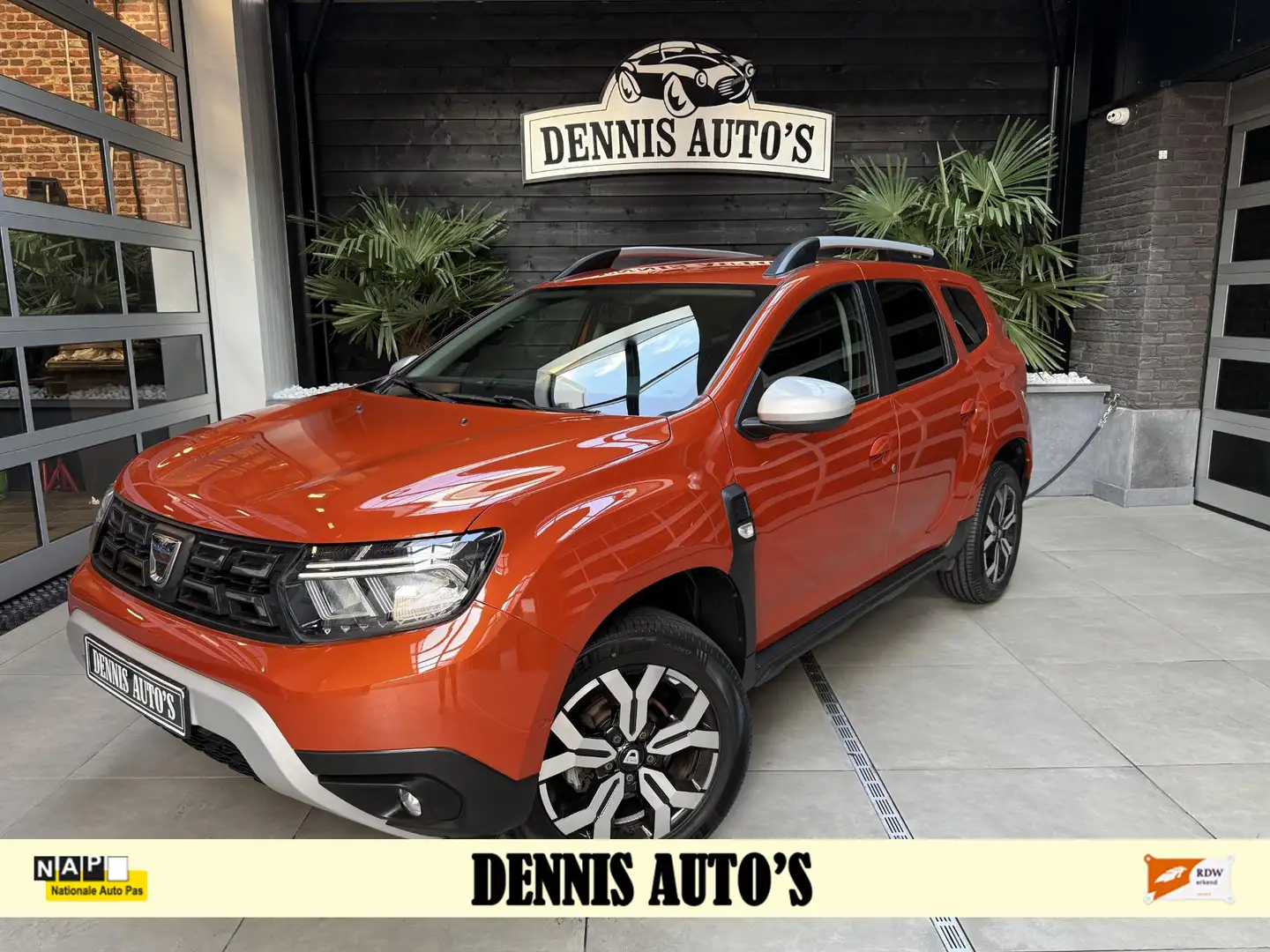 Dacia Duster 1.3 TCe Extreme automaat! Orange - 1