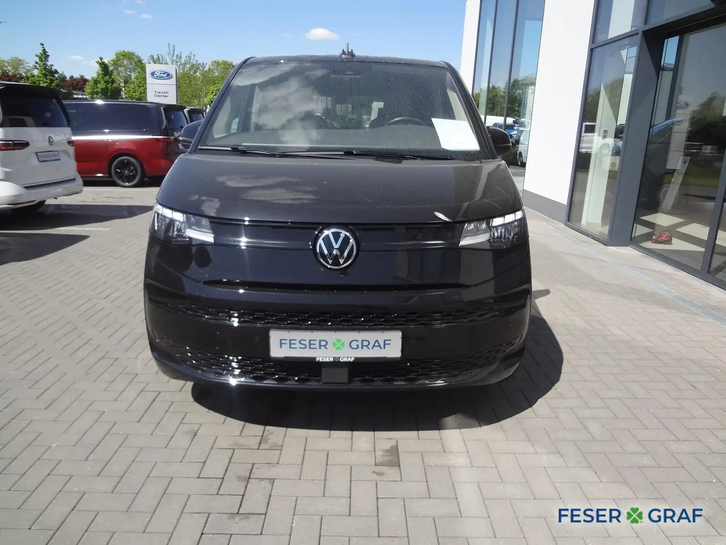 Volkswagen T7 Multivan 2.0 TDI DSG Multivan Kamera SHZ AHK Schwarz - 2
