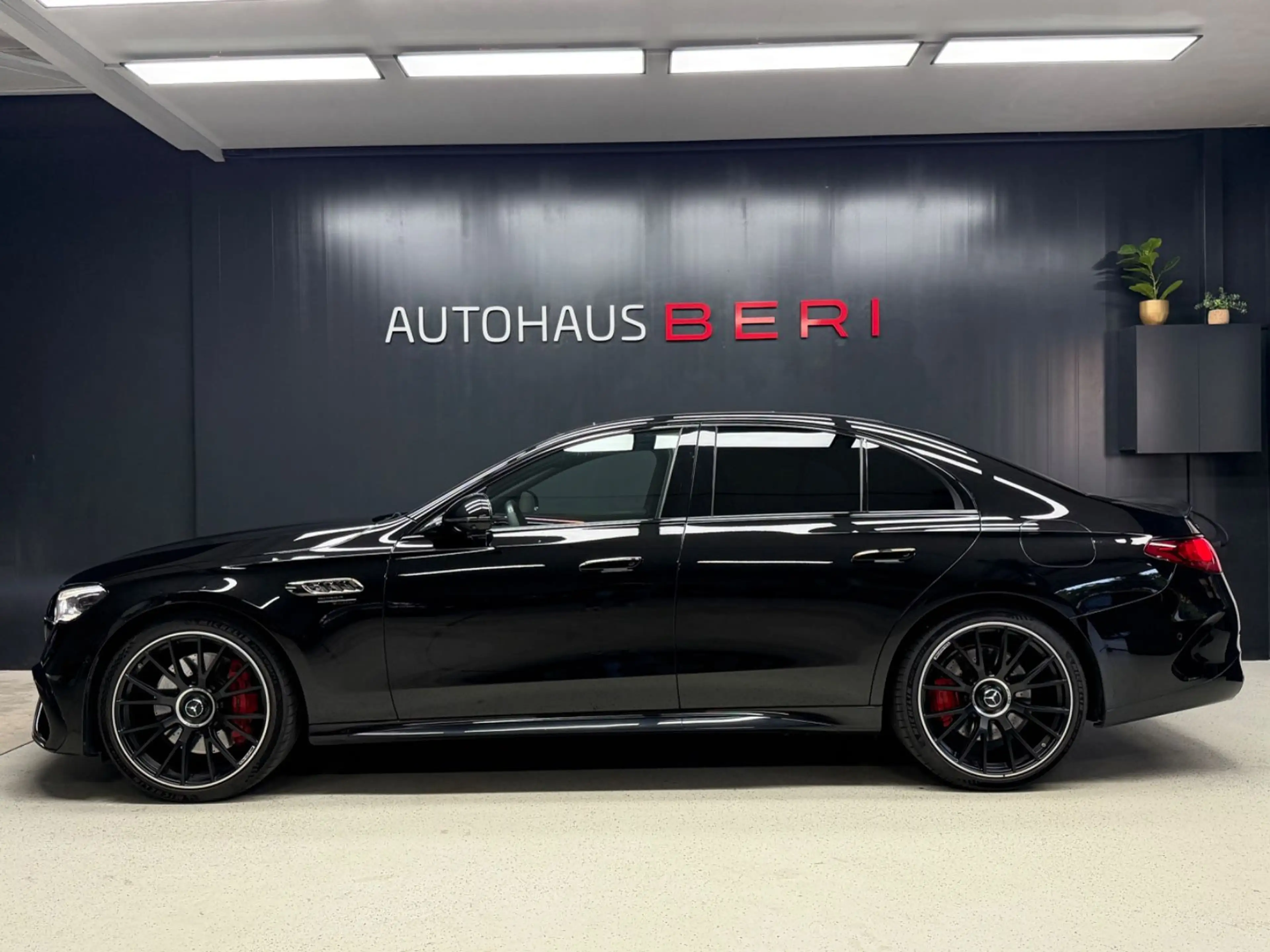 Mercedes-Benz E 53 AMG *Driver's Package*Premium-Plus*S.screen — photo 4