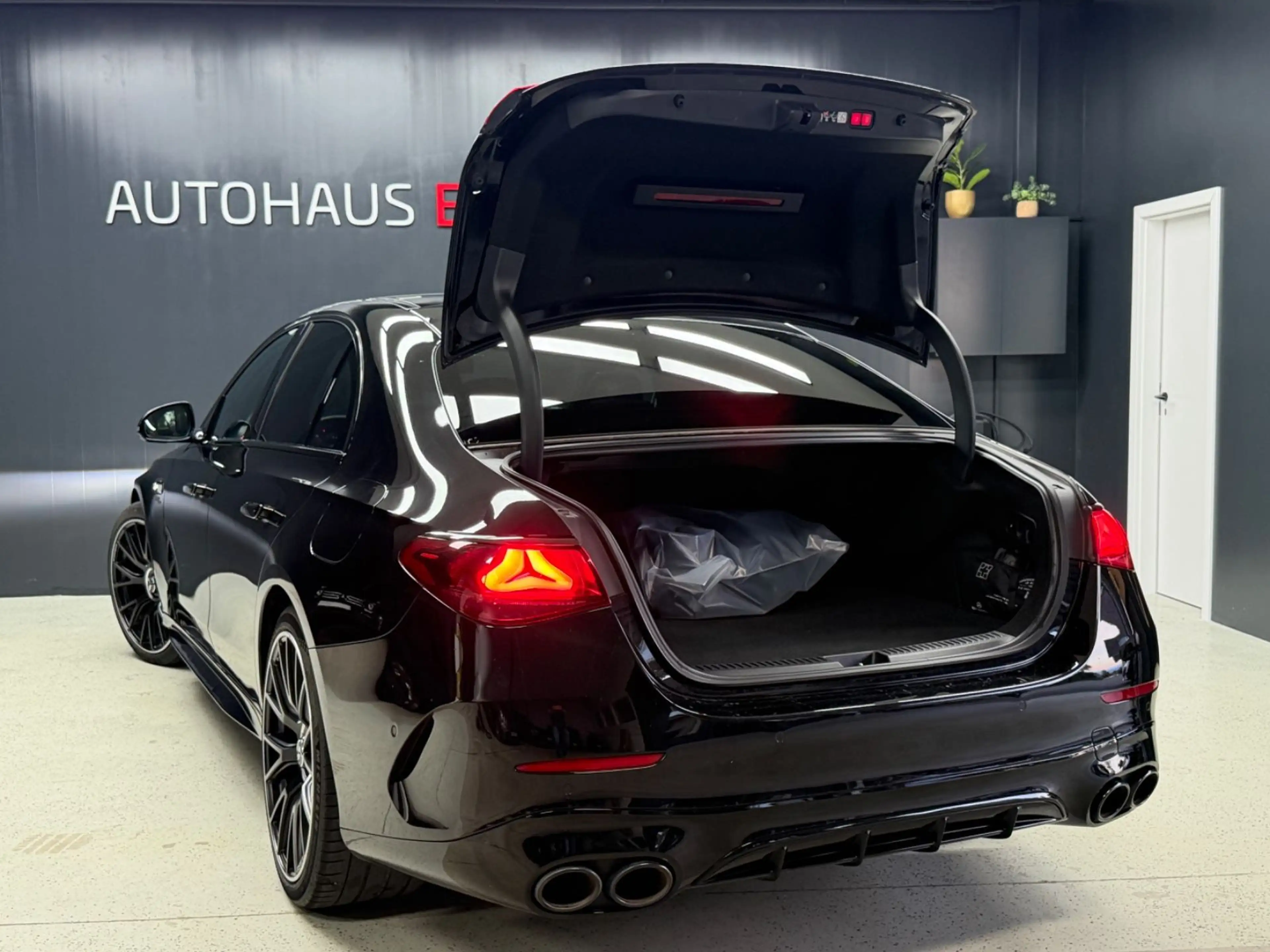 Mercedes-Benz E 53 AMG *Driver's Package*Premium-Plus*S.screen — photo 10