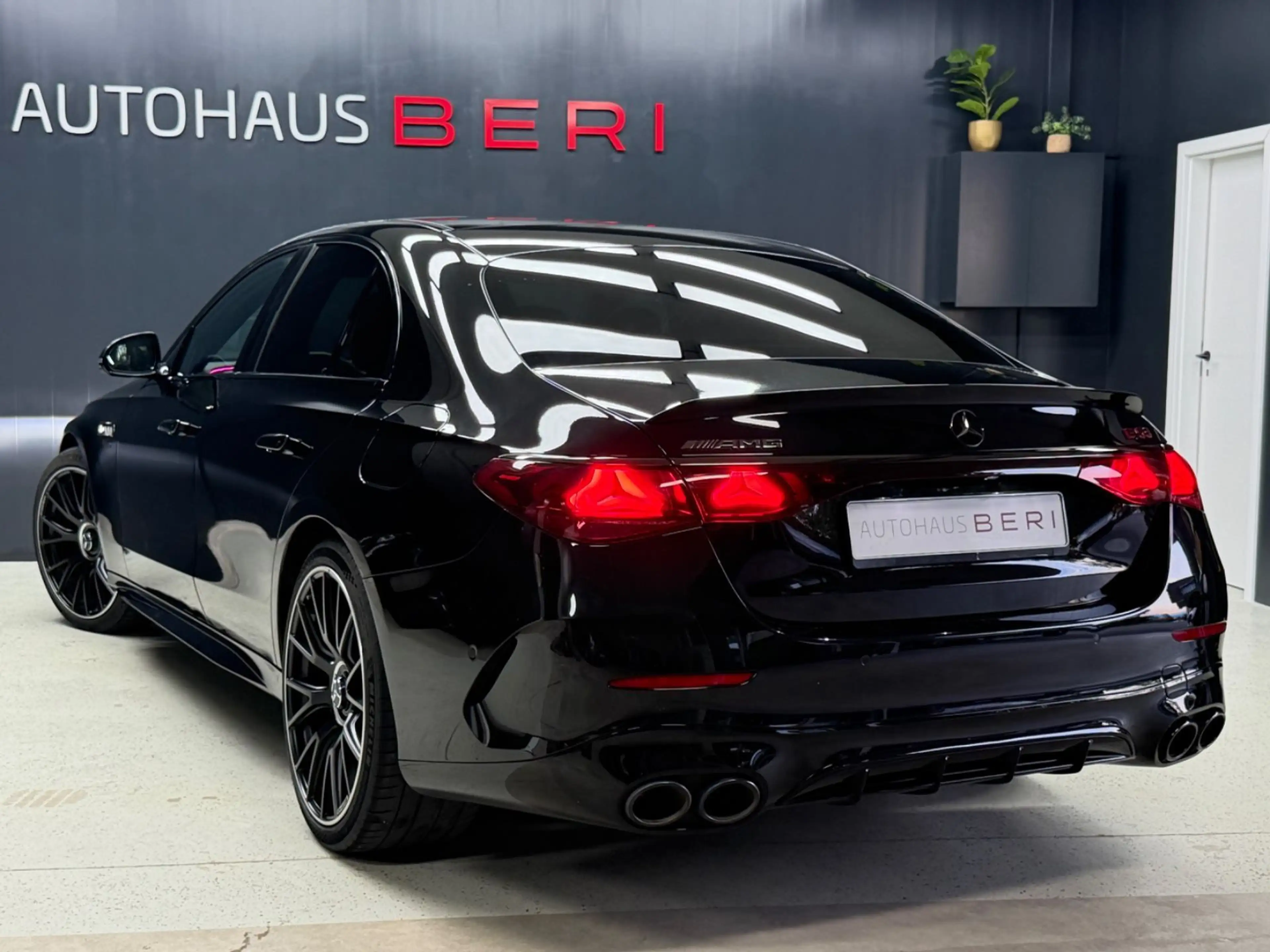 Mercedes-Benz E 53 AMG *Driver's Package*Premium-Plus*S.screen — photo 5