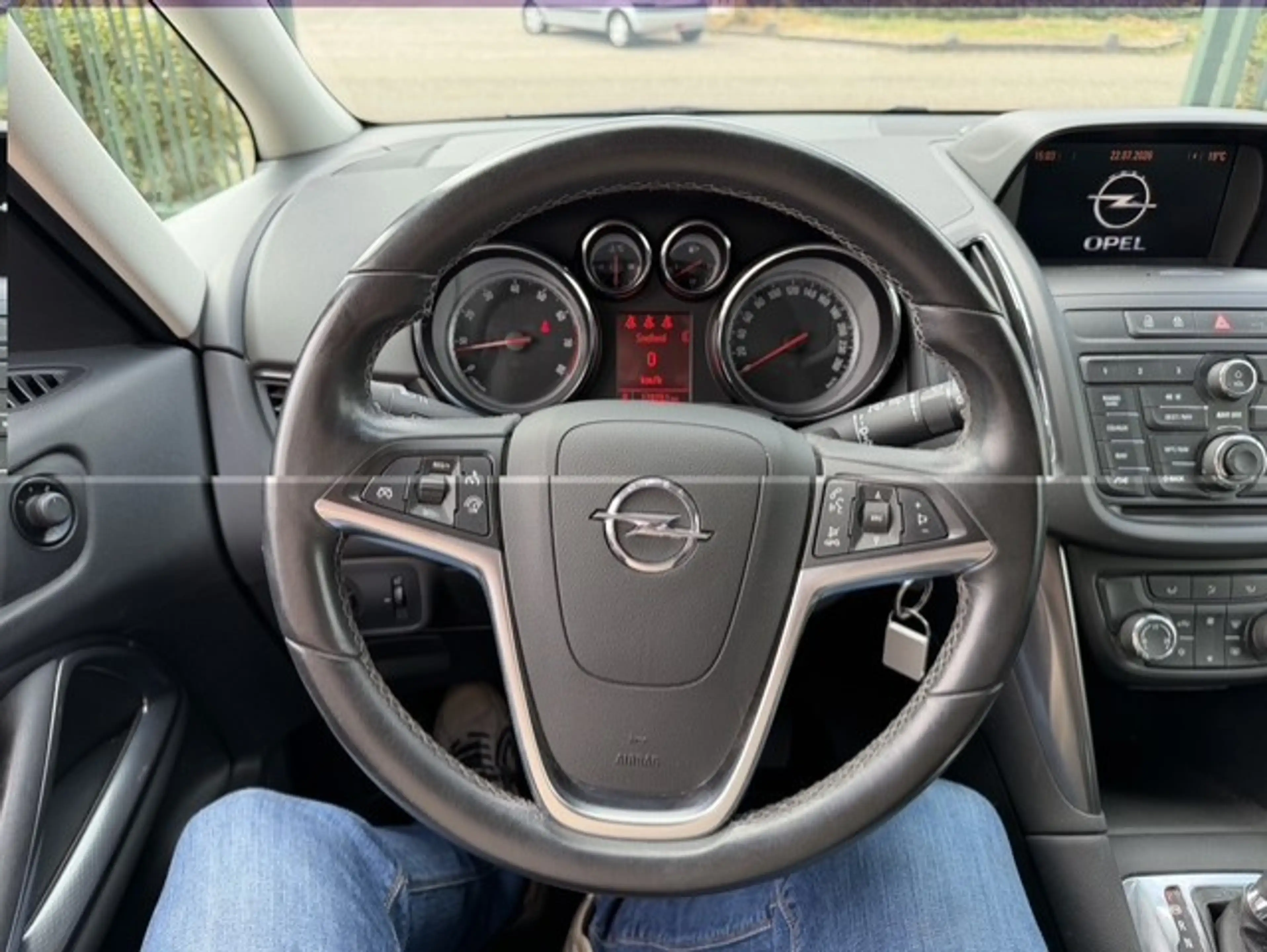 Opel Zafira Tourer 1.4 Cosmo AUTOMAAT — photo 5