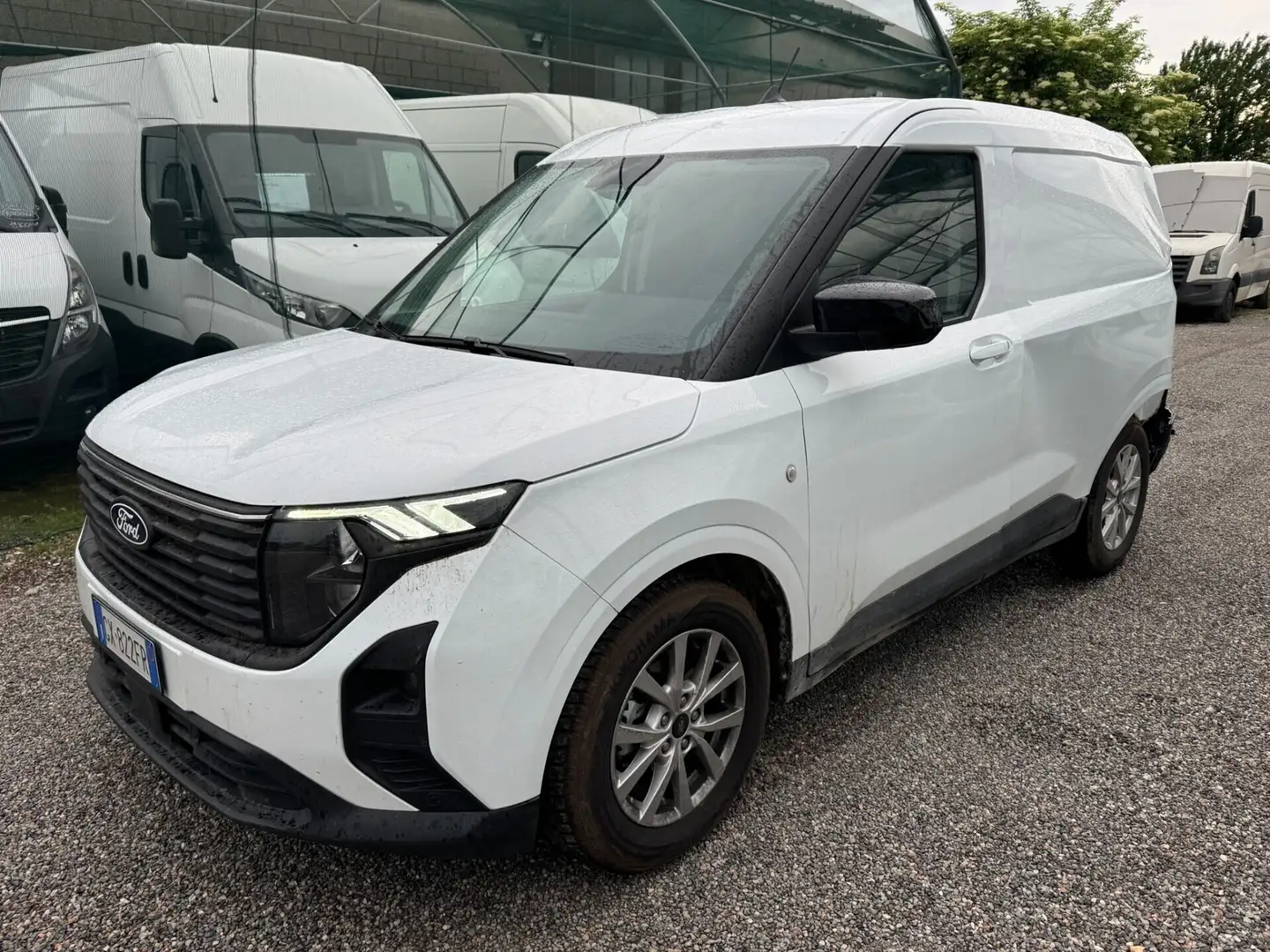 Ford Transit Courier Transit Courier 1.5 EcoBlue 100CV Van Titanium Weiß - 2