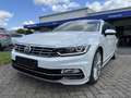 Volkswagen Passat Variant Passat Highline 4M R-Line AHK STHZ PANO 360° APP Blanc - thumbnail 1