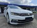 Volkswagen Passat Variant Passat Highline 4M R-Line AHK STHZ PANO 360° APP Blanc - thumbnail 2