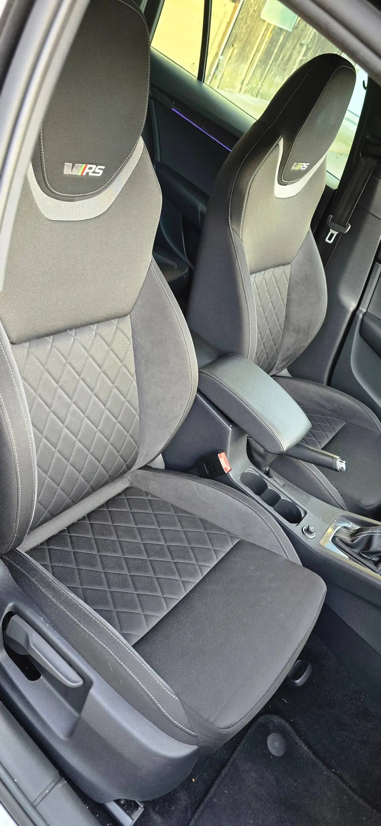 Skoda Octavia Combi RS 2.0l TDI DSG LED DAB PDC 1-HAND SOUND-GEN — photo 14
