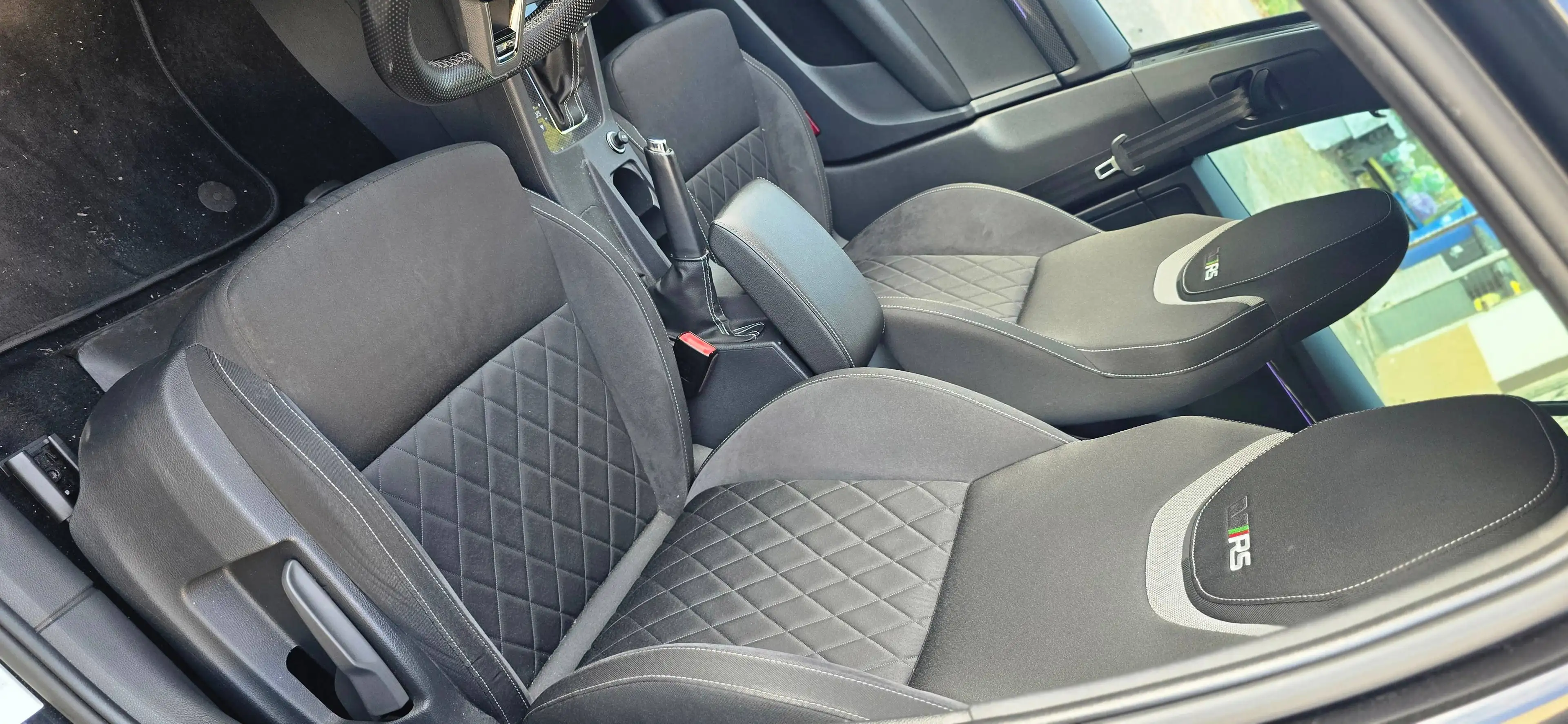 Skoda Octavia Combi RS 2.0l TDI DSG LED DAB PDC 1-HAND SOUND-GEN — photo 8