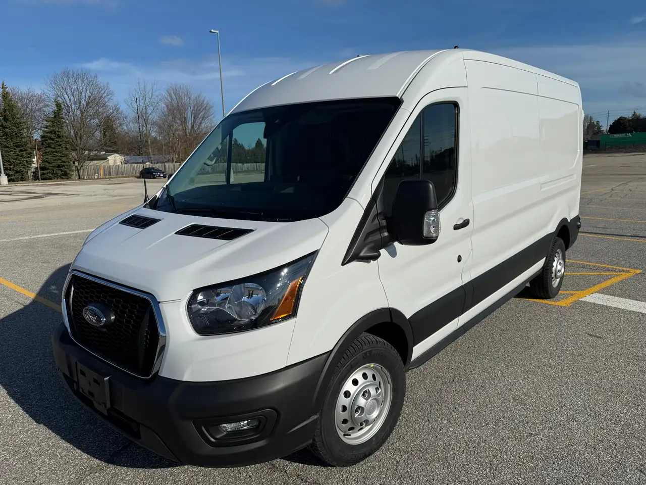 Ford Transit Cargo Van снимка Ford Transit Cargo Van