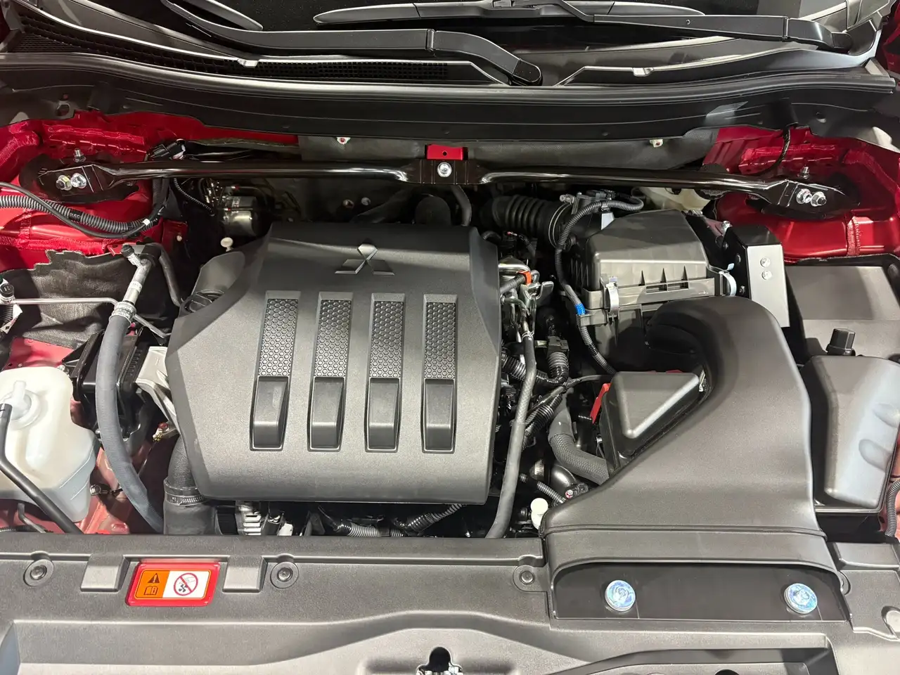 Mitsubishi Eclipse Cross снимка Mitsubishi Eclipse Cross