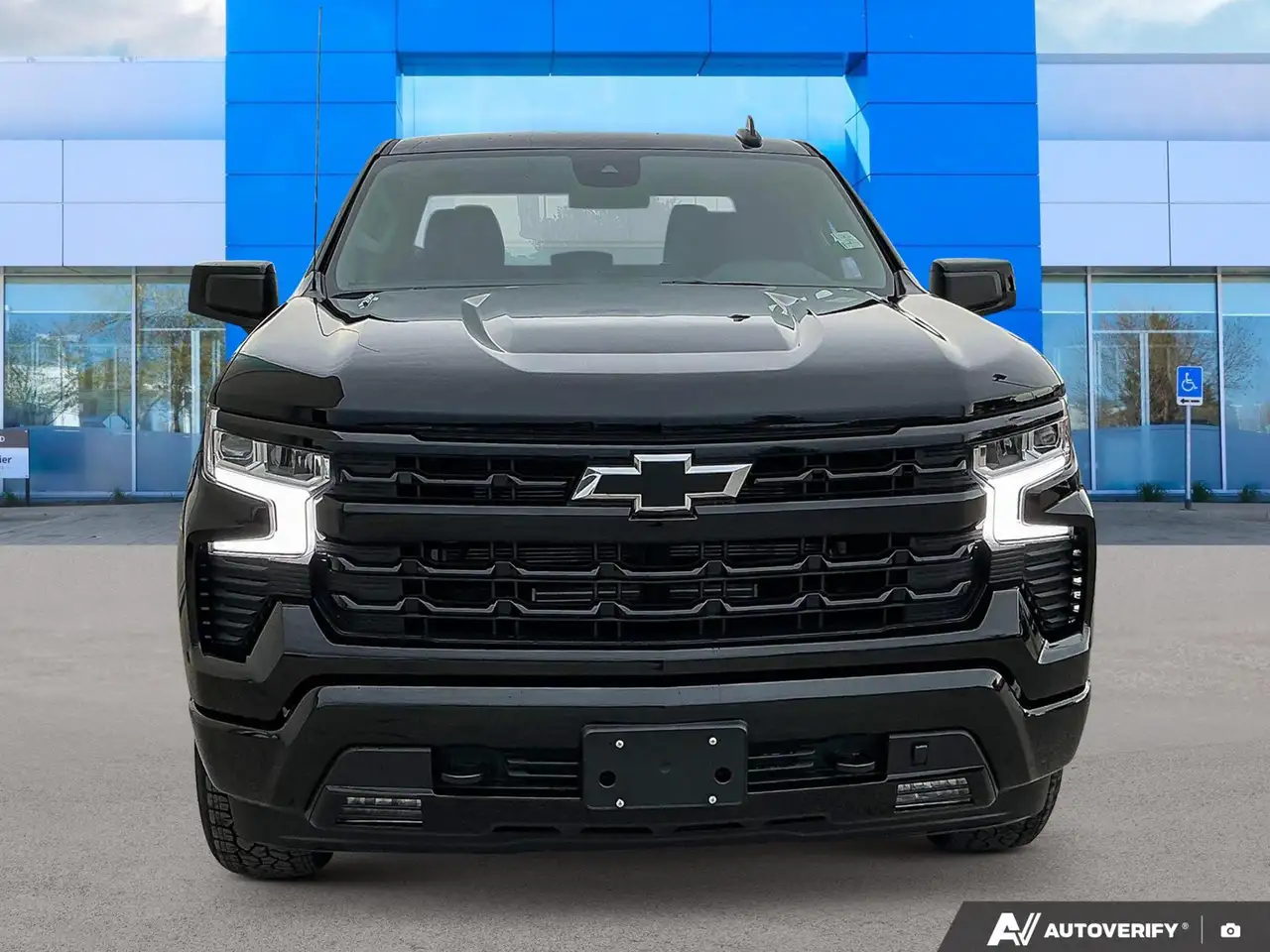 Chevrolet Silverado 1500 снимка Chevrolet Silverado 1500