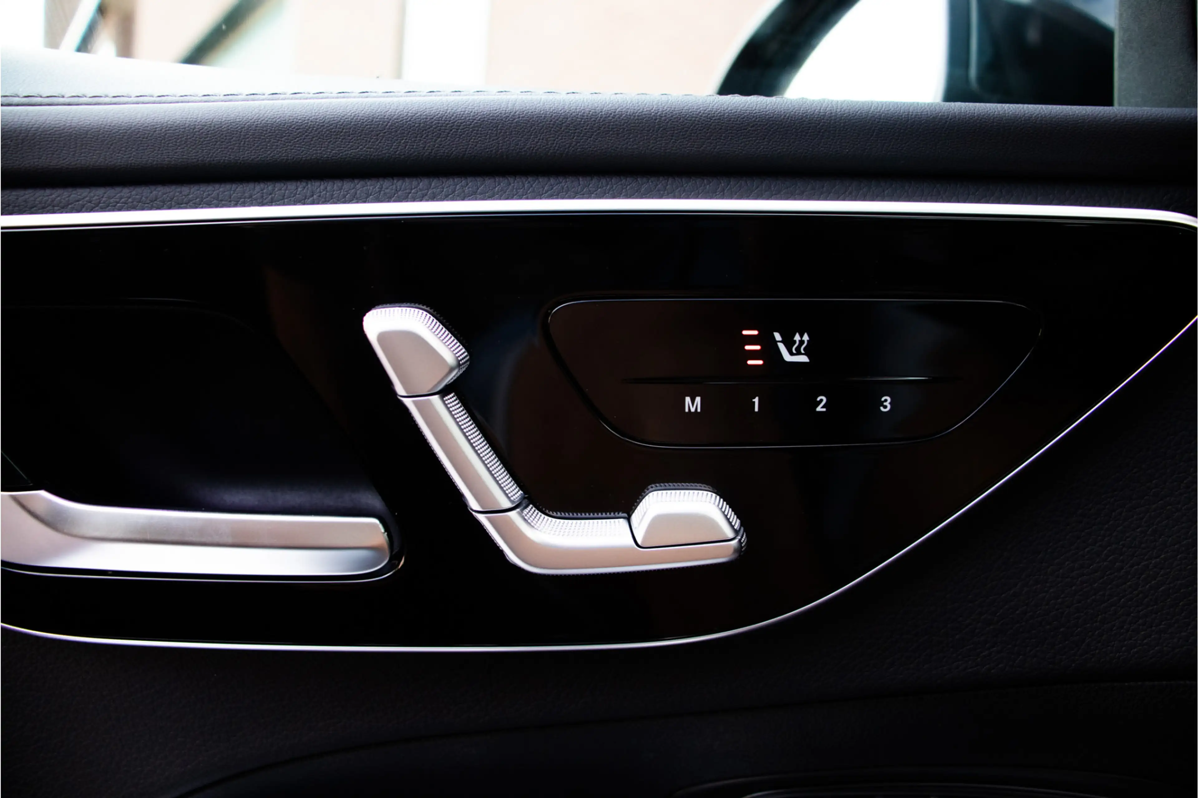 Mercedes-Benz C 180 AMG Line, Origineel NL, 360 Camera, Memory, Augmen — photo 17