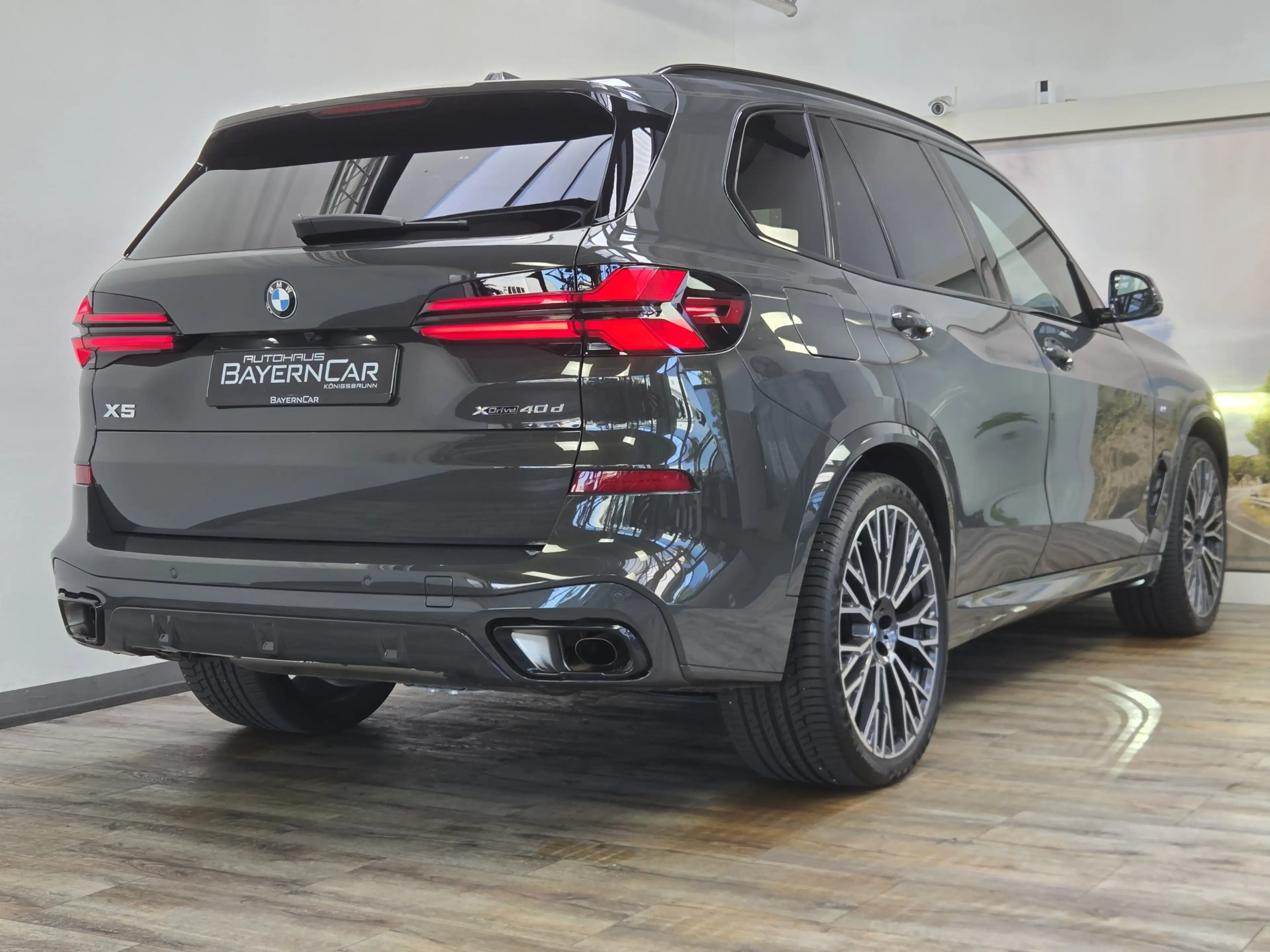 BMW X5 xDr40d M Sport Pro B&W Luft Standheiz 7Seats — photo 6