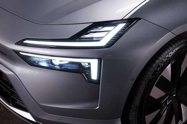 Polestar 4 Elektro 100kWh Long Range Single 100kWh/WPU/CC