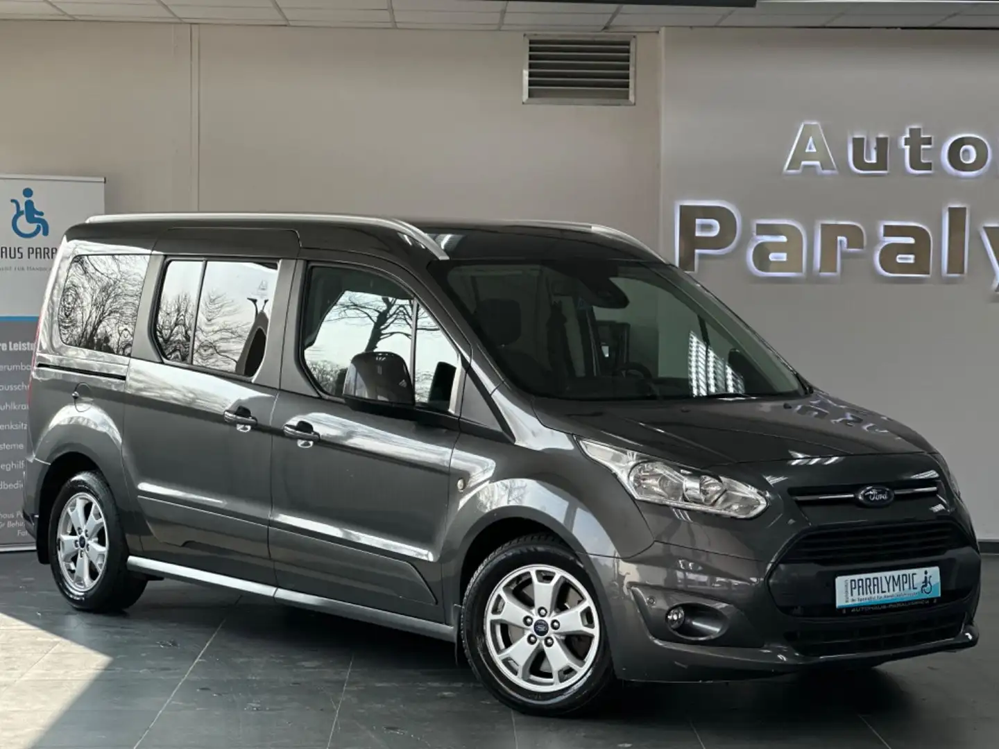 Ford Grand Tourneo Titanium Behindertengerecht-Rampe Szürke - 2