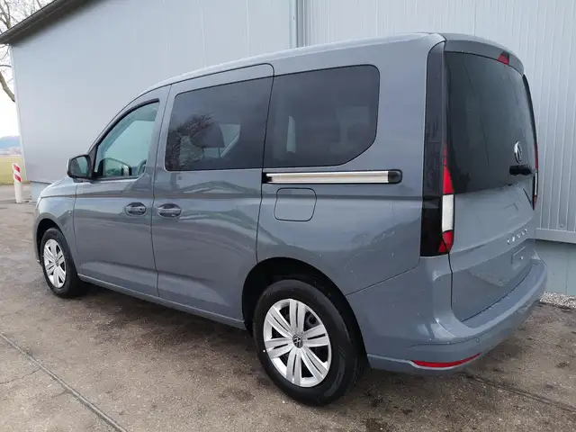 Volkswagen Caddy view 2