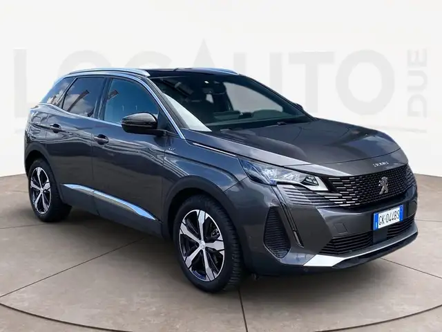 Peugeot 3008 view 3