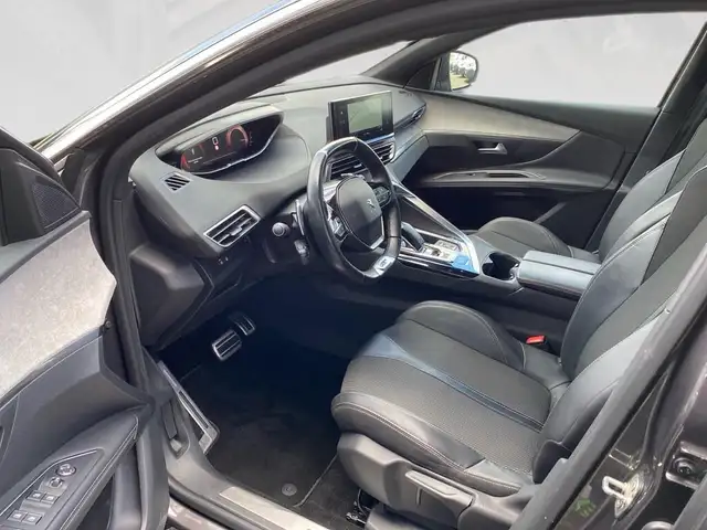 Peugeot 3008 view 7