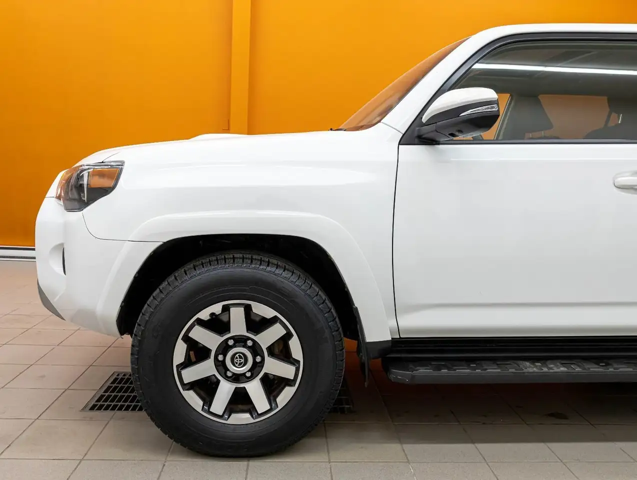 Toyota 4-Runner снимка Toyota 4-Runner