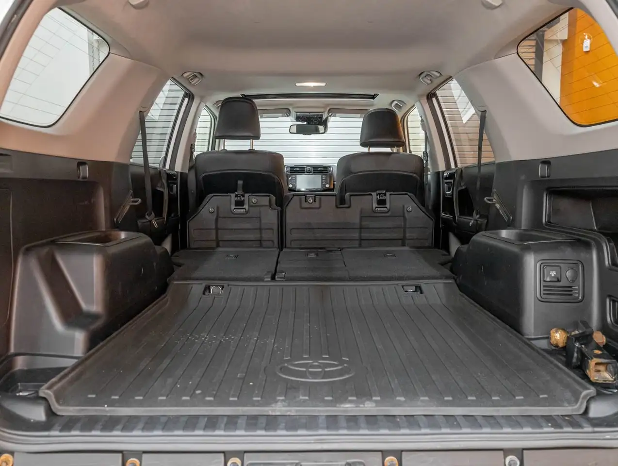 Toyota 4-Runner снимка Toyota 4-Runner
