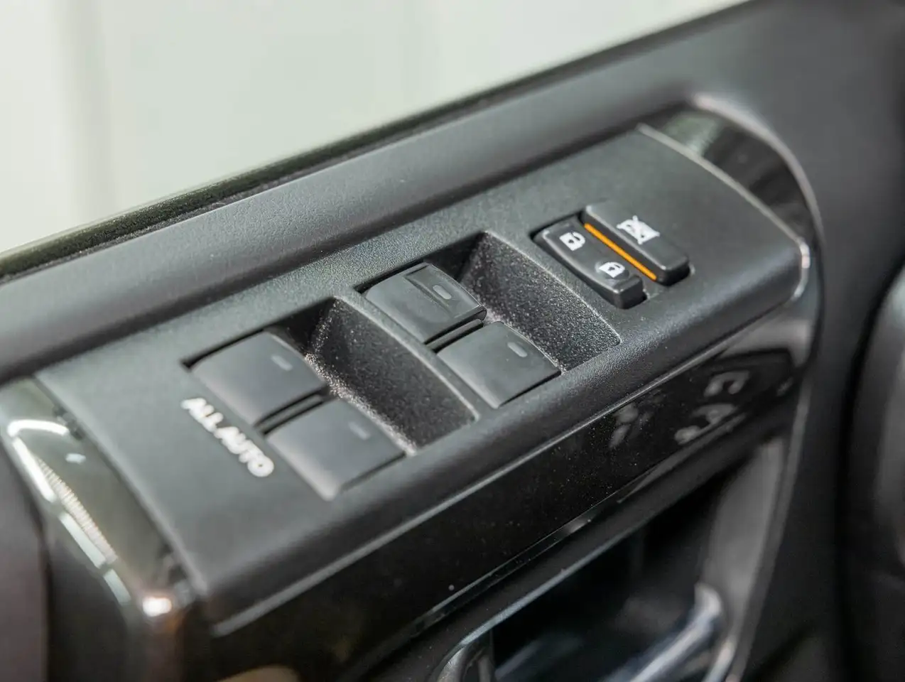 Toyota 4-Runner снимка Toyota 4-Runner