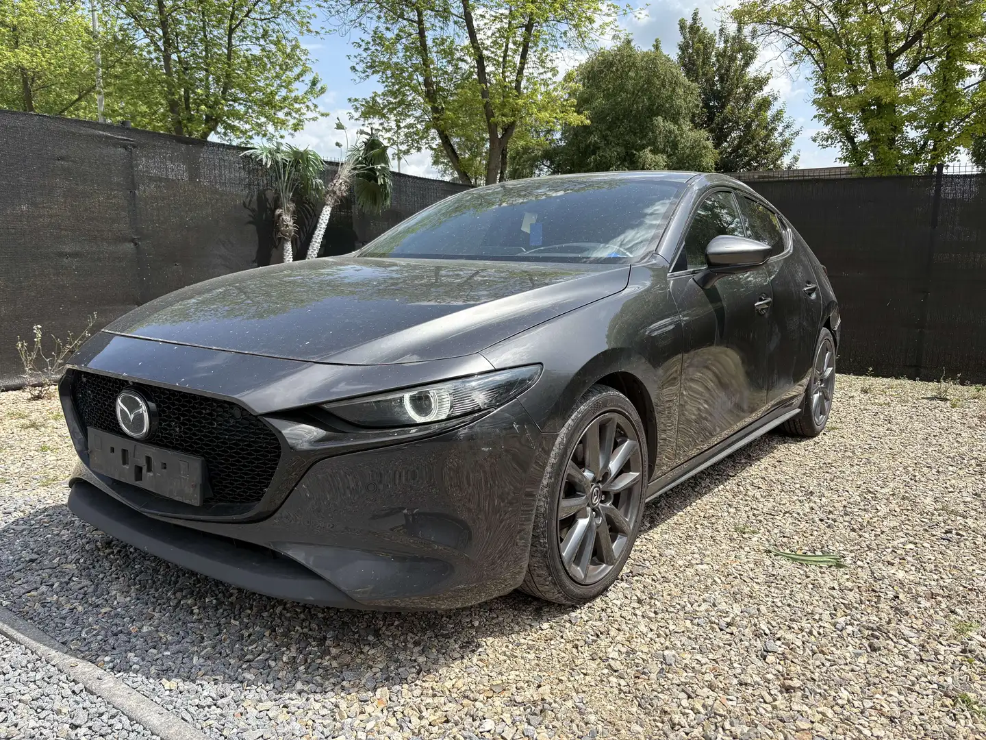 Mazda 3 1.8 Skyactiv-D  MARCHAND OU EXPORT Gris - 2