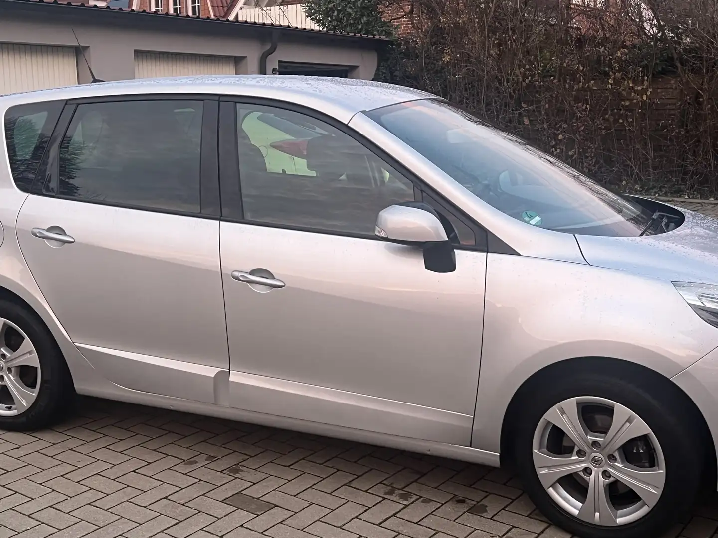 Renault Scenic Dynamique - 1