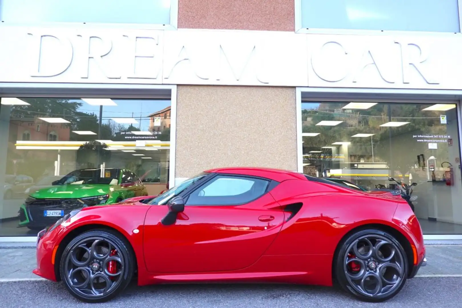 Alfa Romeo 4C 1750 TBi LAUNCH EDITION 91/500 Rouge - 2
