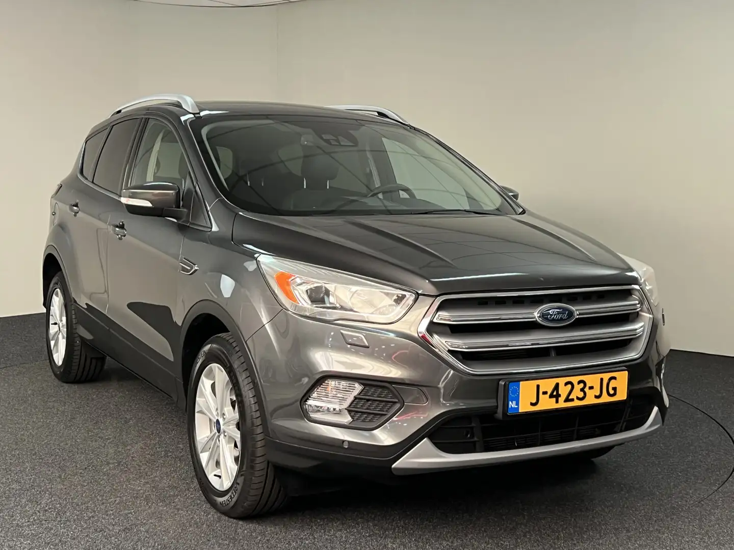 Ford Kuga 1.5 EcoBoost ST Line Climate &Cruise Control / Nav Grijs - 2