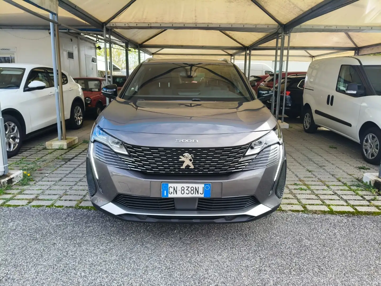 Peugeot 5008 5008 BlueHDi 130 S&S EAT8 Allure Pack Grigio - 2