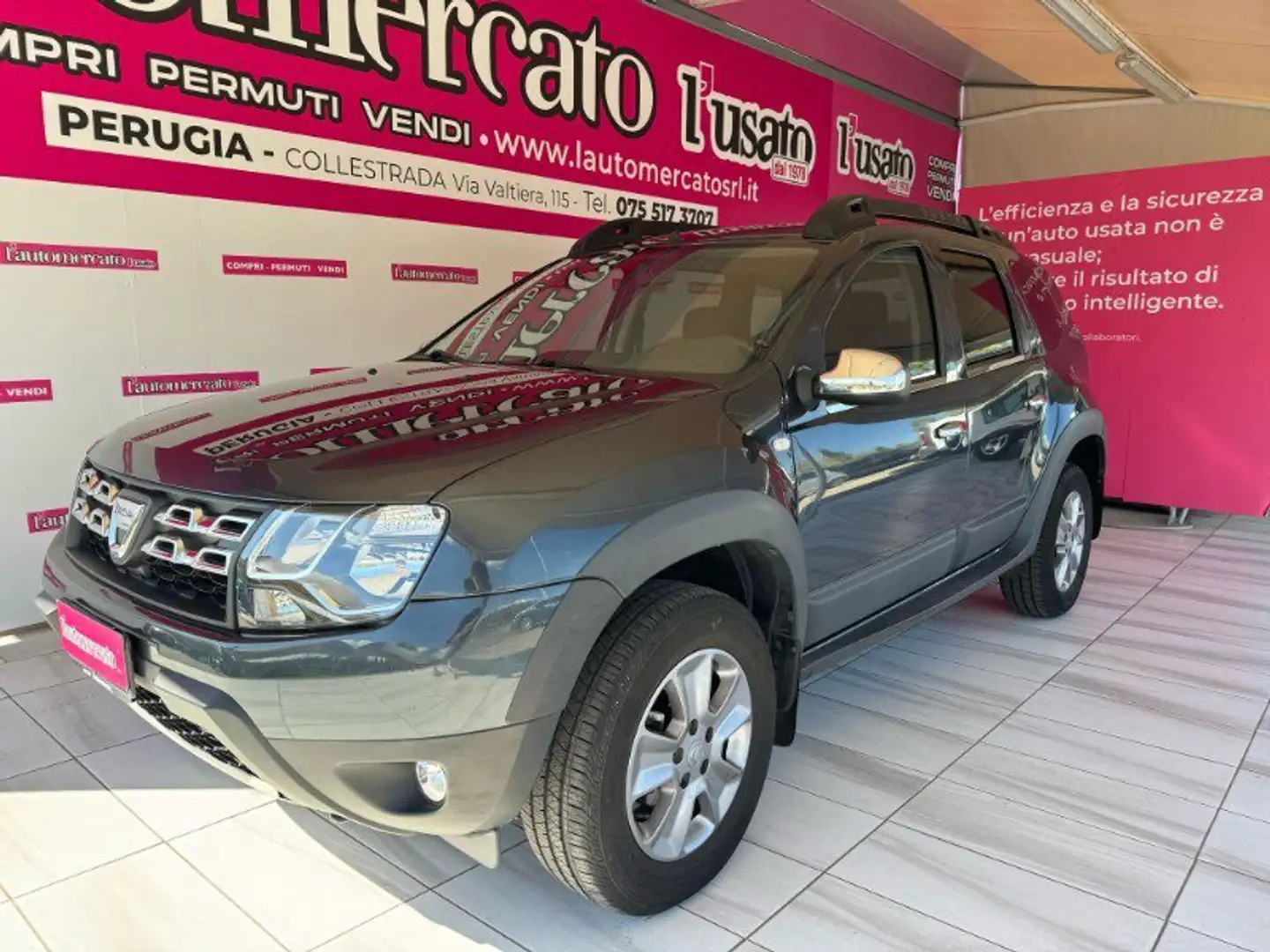 Dacia Duster Duster 1.6 115CV Start&Stop 4x2 Lauréate Gris - 1