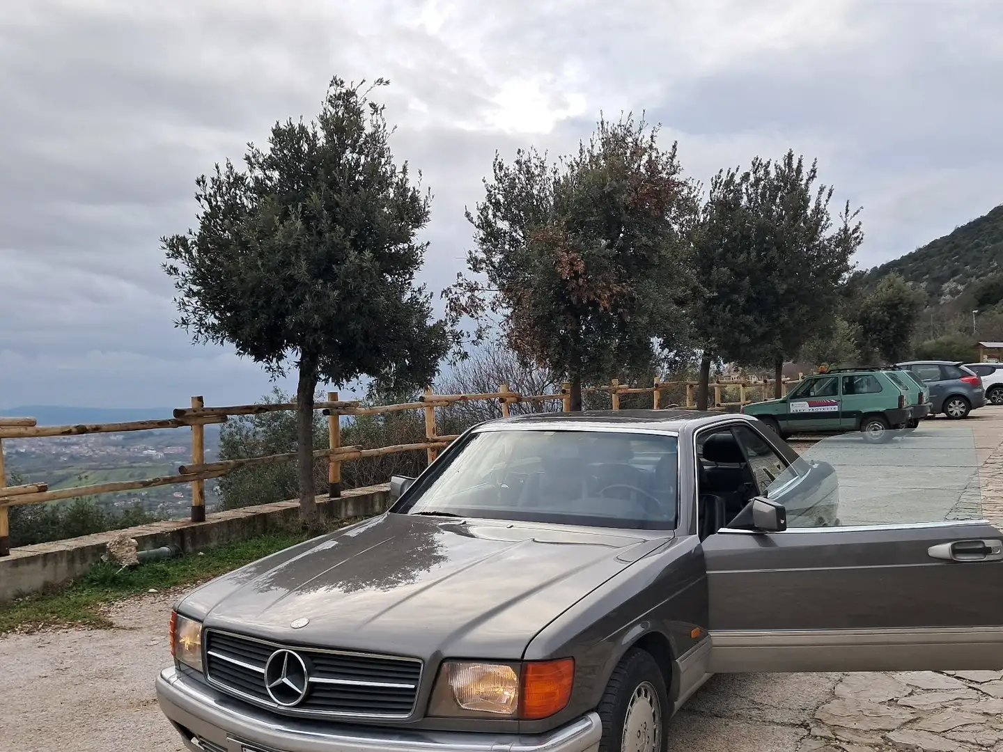 Mercedes-Benz 500 SEC coupe - 2