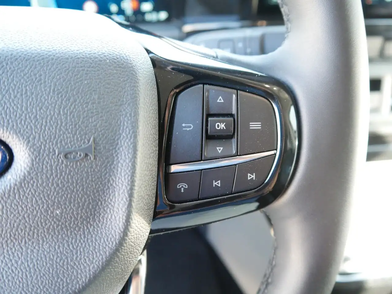 Ford Tourneo Custom 2026 — фото 13