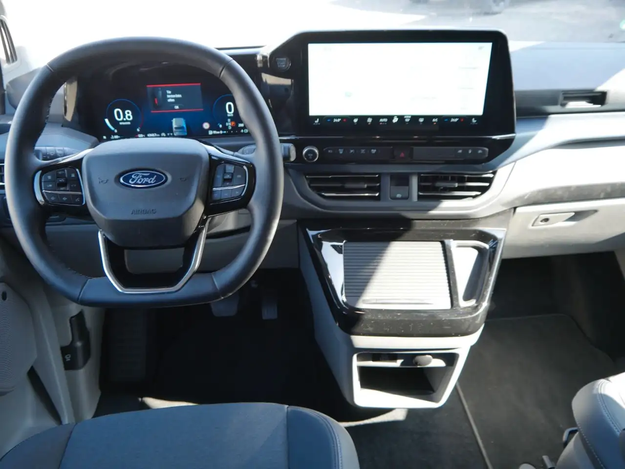 Ford Tourneo Custom 2026 — фото 8