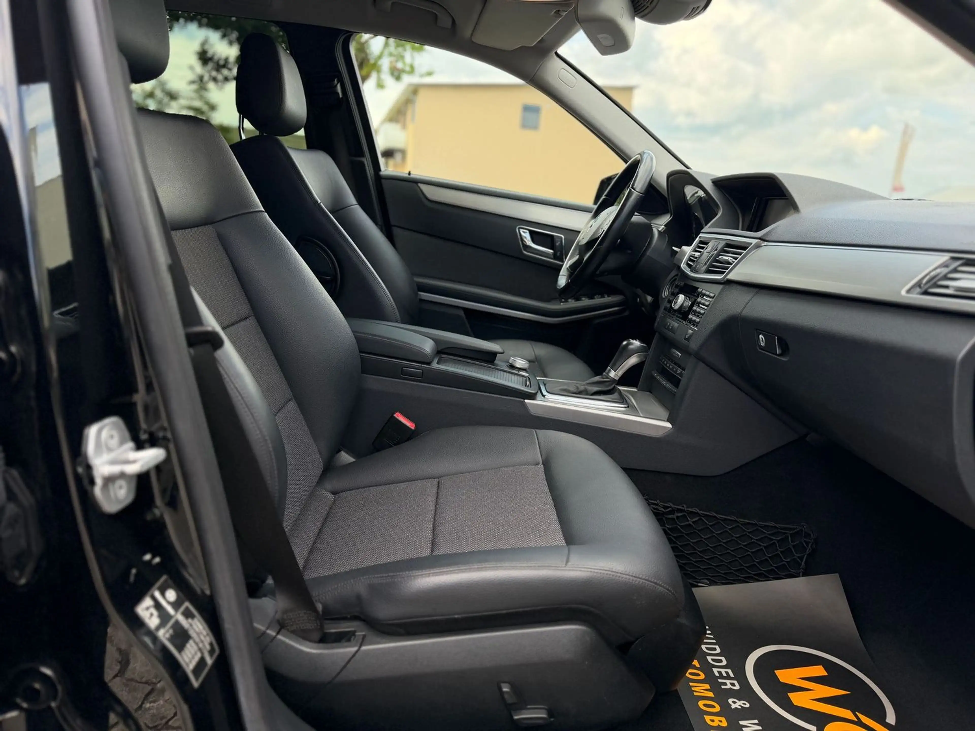 Mercedes-Benz E 250 CDI AUTOMATIK/DISTRONIC/ASSIST-PAKET/AHK — photo 8