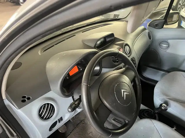 Citroen C3 view 8