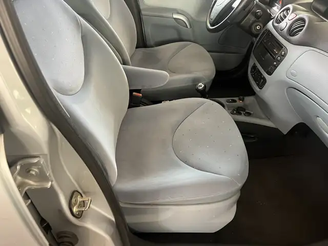 Citroen C3 view 2